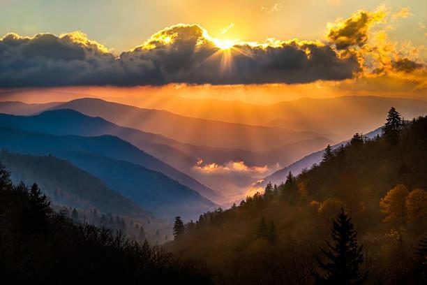 Dog Friendly, Romantic Mtn Getaway Hot Tub Pool Gatlinburg Exterior foto